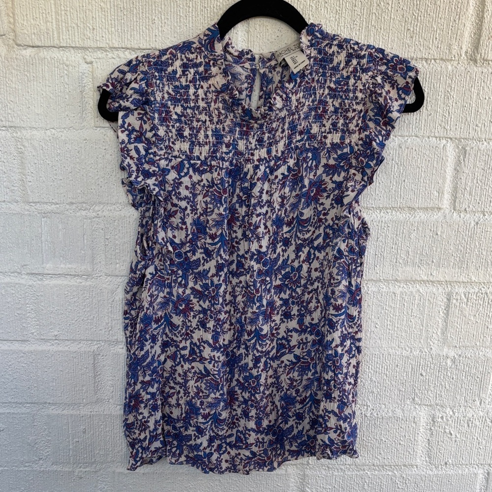 Rachel Zoe Metallic Floral Blue and White Smocked Cap-Sleeve Blouse sz L